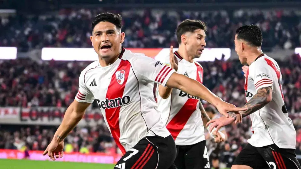 Maximiliano Salas comemora após marcar o gol. Foto: Marcelo Endelli/Getty Images