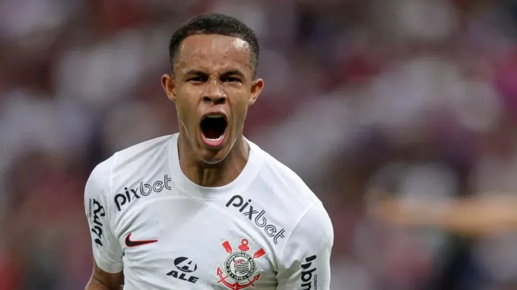 Pedrinho fez toda a trajetória nas categorias de base defendendo o Corinthians (Foto: Rodrigo Coca – Divulgação)