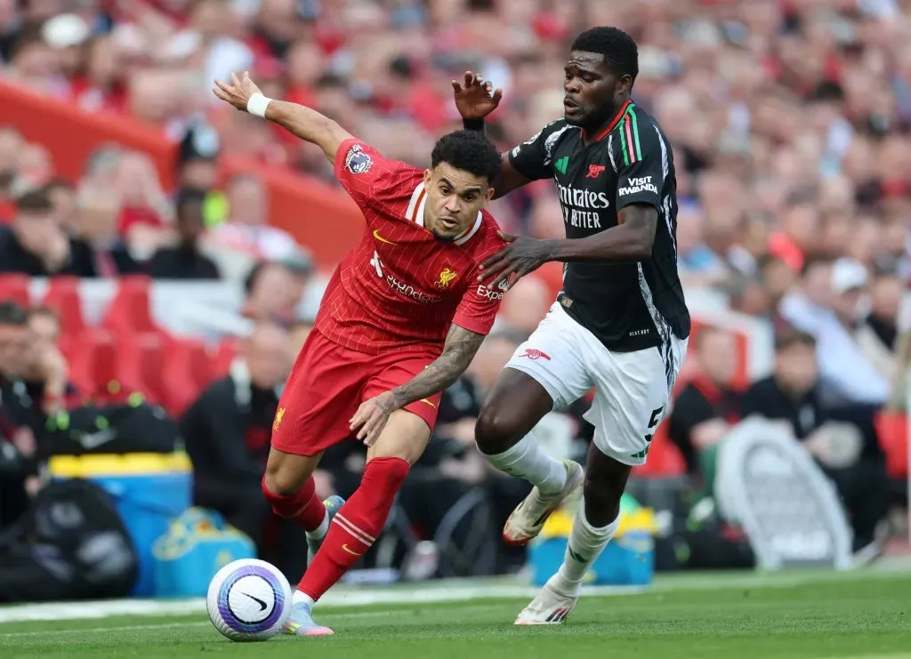 Liverpool X Arsenal na temporada passada. (Photo by Carl Recine/Getty Images)