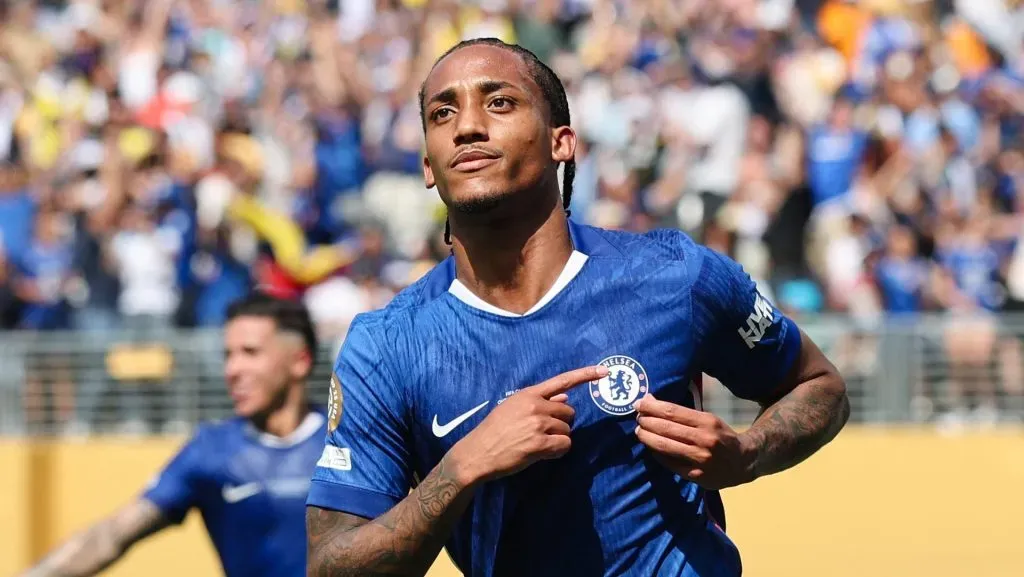 João Pedro em campo com o Chelsea (Alex Grimm/Getty Images)