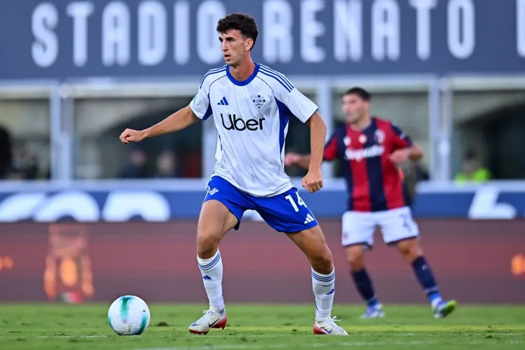 Jacobo Ramón em campo com o Como (Photo by Alessandro Sabattini/Getty Images)