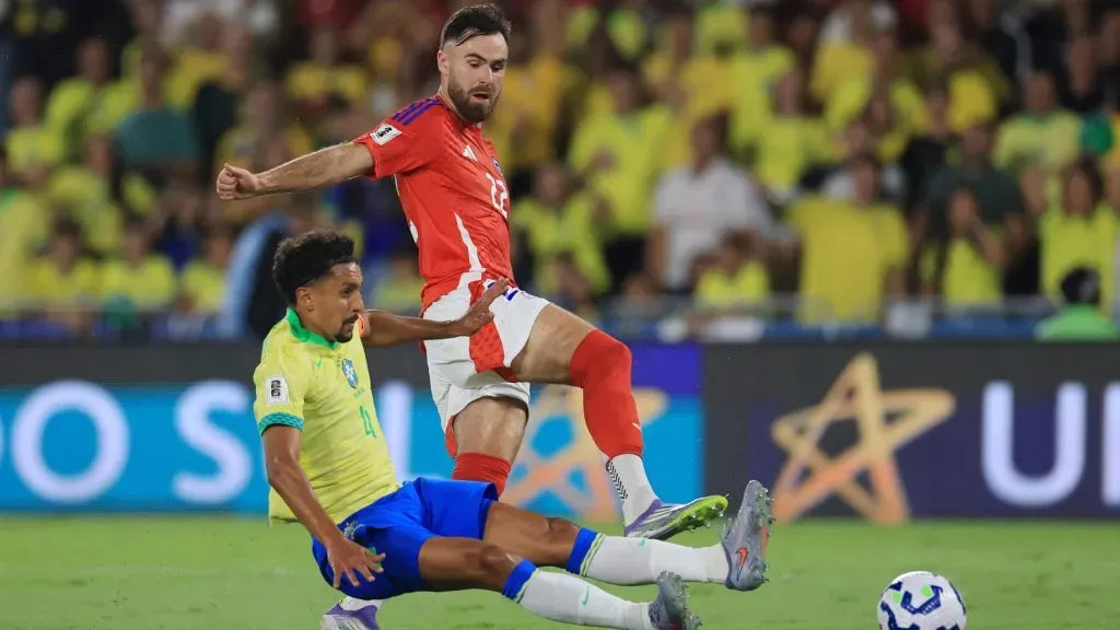 Marquinhos salvando gol pela Seleção. Foto: Buda Mendes/Getty Images