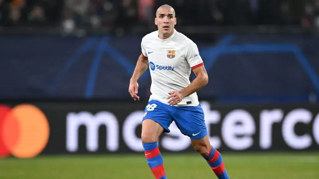 Oriol Romeu com a camisa do Barcelona. Foto: Stuart Franklin/Getty Images