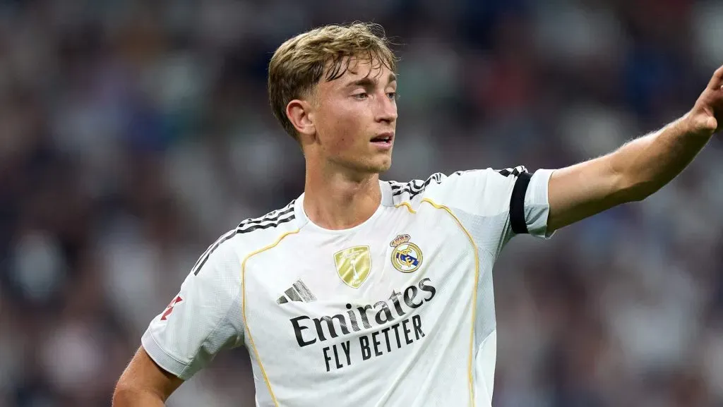 Huijsen no Real Madrid mudará o conceito de zagueiro como Beckenbauer, diz agente