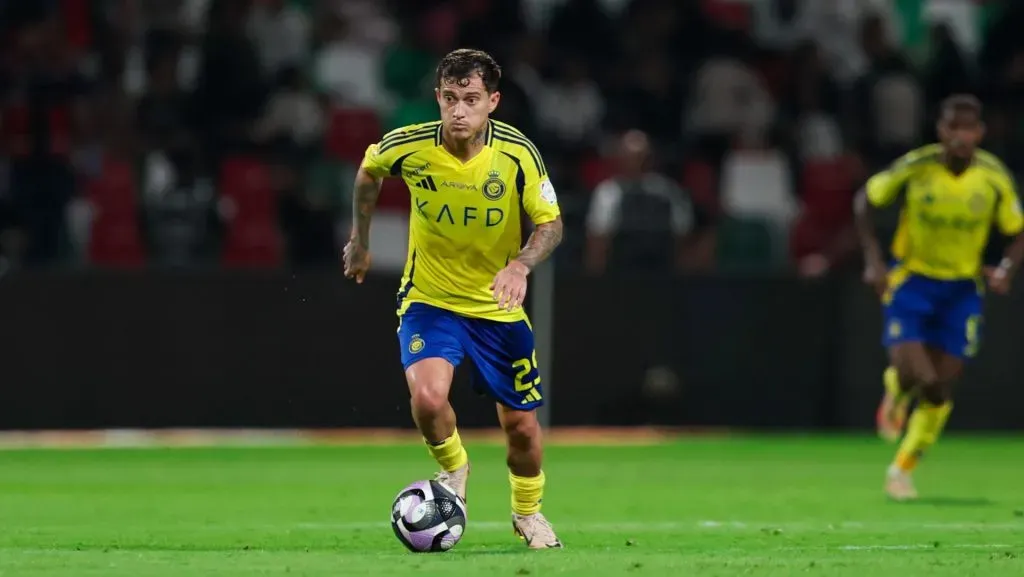 Otavio ddurante a partida da Saudi Pro League entre Al-Ettifaq e Al-Nassr. Foto: Yasser Bakhsh/Getty Images
