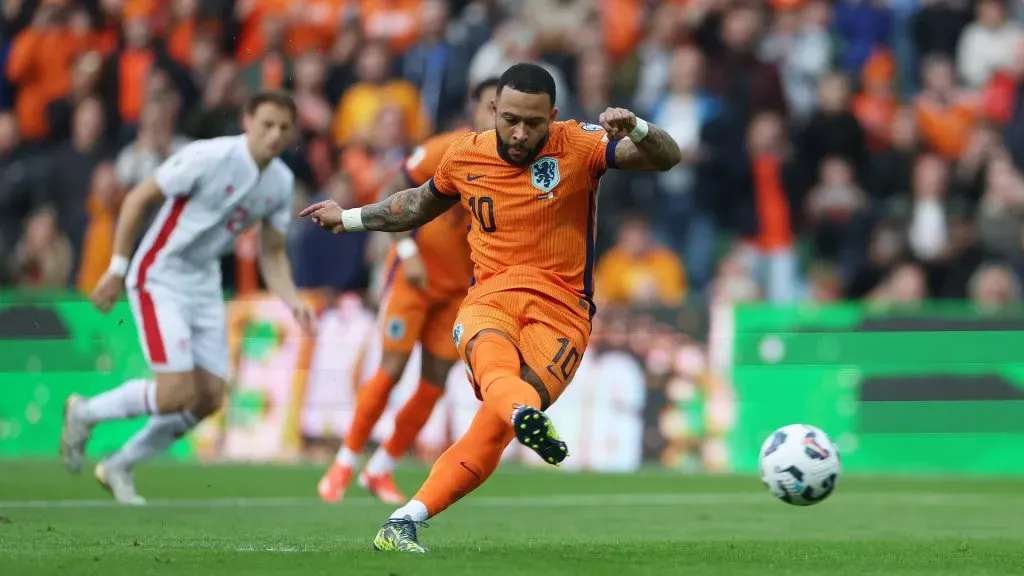 Memphis Depay pela Holanda. (Photo by Dean Mouhtaropoulos/Getty Images)