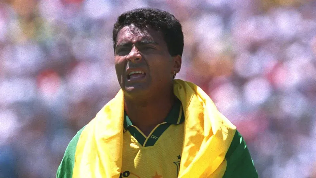 Romário comemorando título da Copa do Mundo. Foto: Stephen Dunn/ALLSPORT/Getty Images