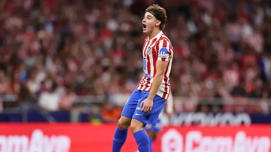 Julián Alvarez em jogo do Atlético de Madrid. Foto: Florencia Tan Jun/Getty Images