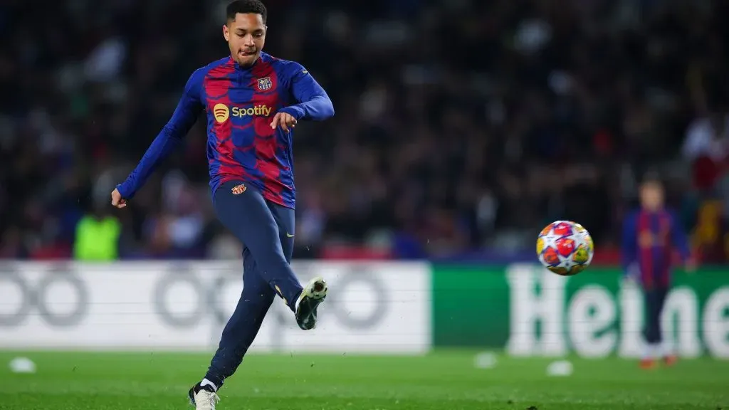 Vitor Roque teve curta passagem pelo Barcelona (foto: Eric Alonso/Getty Imagens)