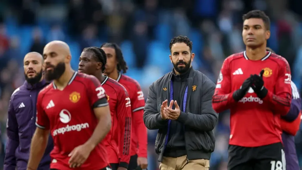 Ruben Amorim durante jogo do United no Etihad Stadium (Foto: Carl Recine/Getty Images)