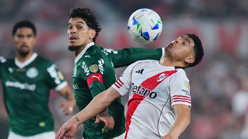 Gustavo Gómez foi autor de um dos gols no Monumental de Núñez (Foto: Marcelo Endelli/Getty Images)