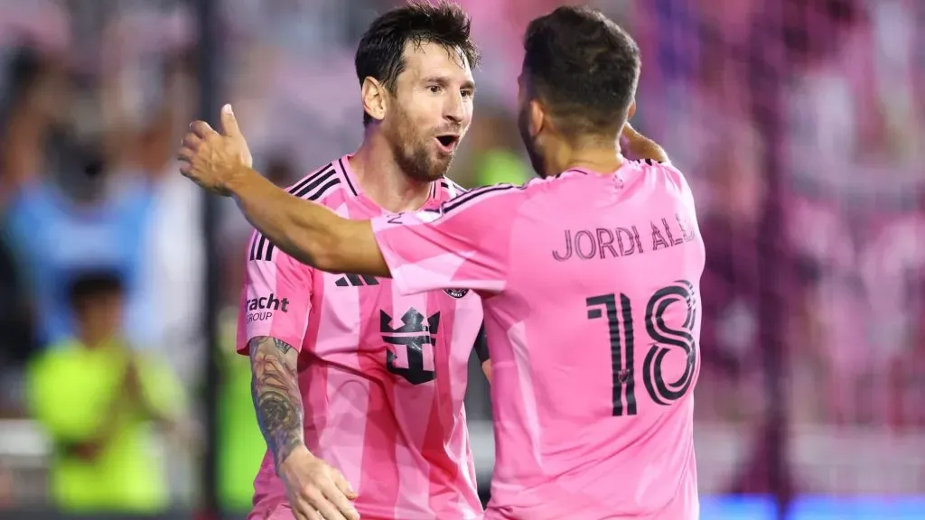 Messi e Jordi Alba se destacaram em vitória do Inter Miami (foto: Megan Briggs/Getty Imagens)