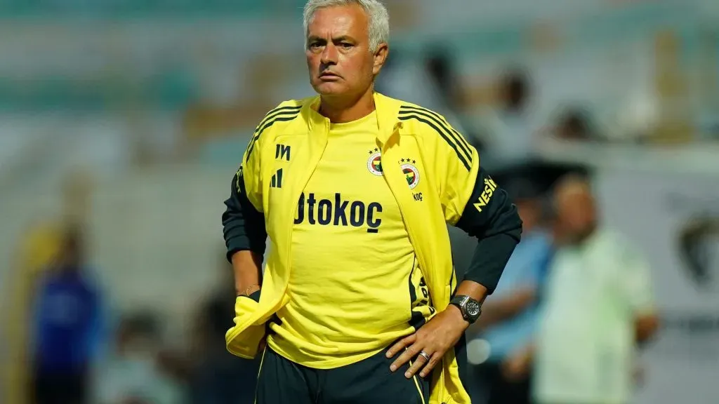 José Mourinho estava no Fenerbache até pouco tempo (foto: Gualter Faria/Getty Imagens)