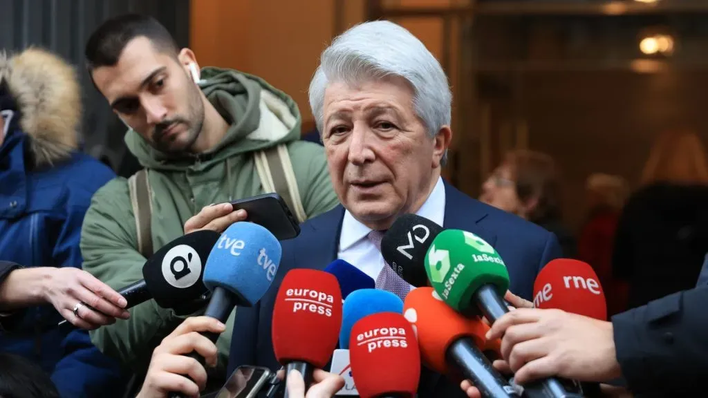 Enrique Cerezo deve seguir na presidência do Atlético de Madrid após uma eventual transferência majoritária de participação do clube (foto: Aldara Zarraoa/Getty Imagens)