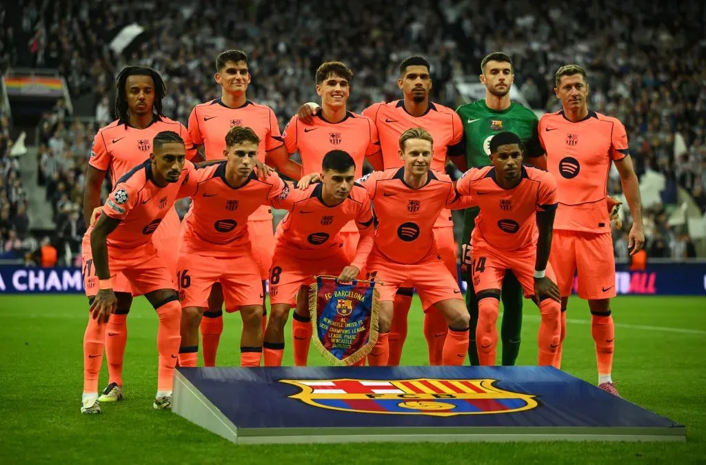 Equipe do Barcelona que enfrentou o Newcastle pela Champions League. Time teve a maior posse de bola e a maior quantidade de finalizações durante a partida. Rashford e Raphinha foram destaques no ataque (Photo by Clive Mason/Getty Images)