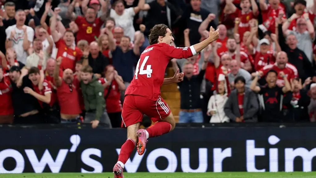 Federico Chiesa marcou na estreia da Premier League. Foto: Michael Steele/Getty Images