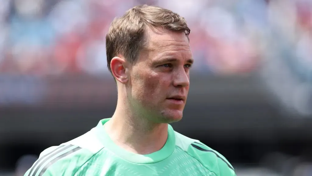 Neuer pelo Bayern de Munique