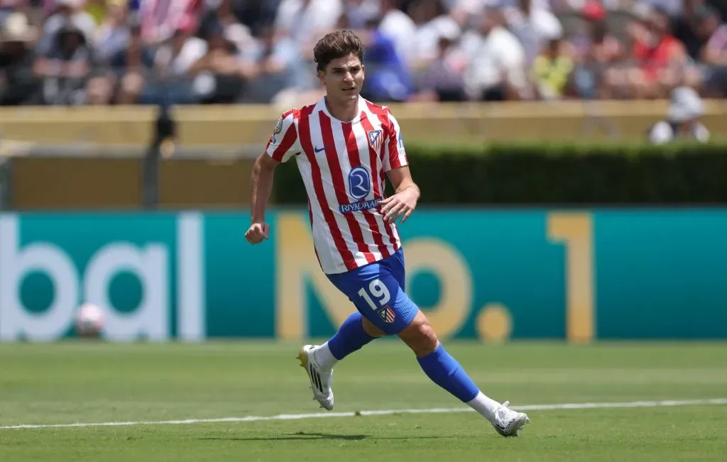 Julián Alvarez em ação pelo Atlético de Madrid. Foto: Stu Forster/Getty Images