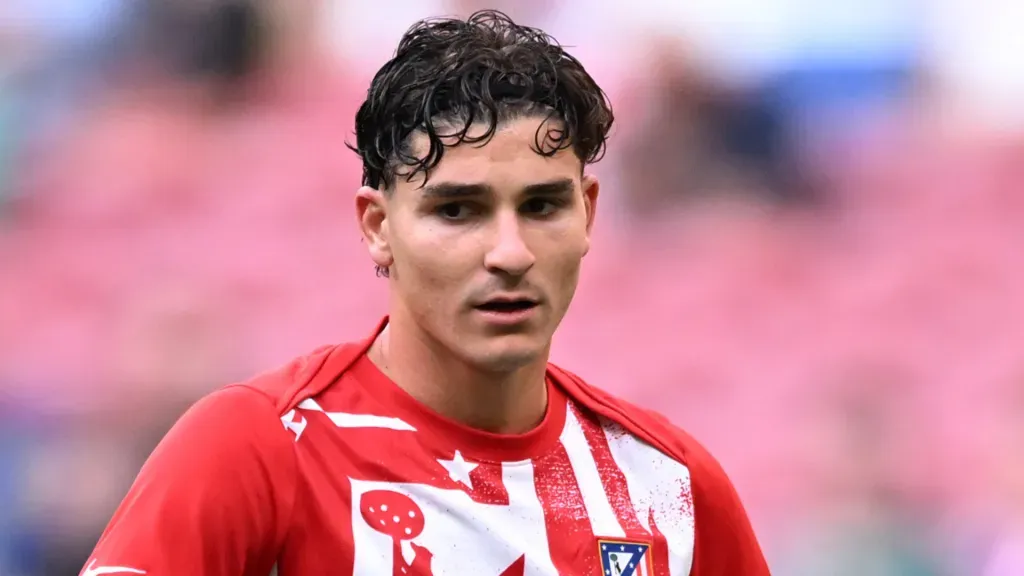 Julián Álvarez, alvo do Barcelona, em campo com o Atlético de Madrid. Foto: Denis Doyle/Getty Images