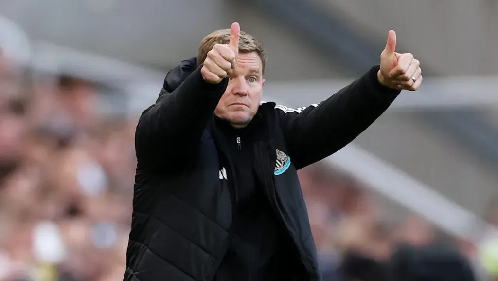 A gestão de Eddie Howe foca em estabilizar o elenco e reforçar a confiança da torcida enquanto a equipe se prepara para a Liga dos Campeões. (Photo by Stu Forster/Getty Images)