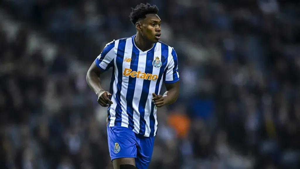 Samu Aghehowa em jogo do Porto. Foto: Octavio Passos/Getty Images