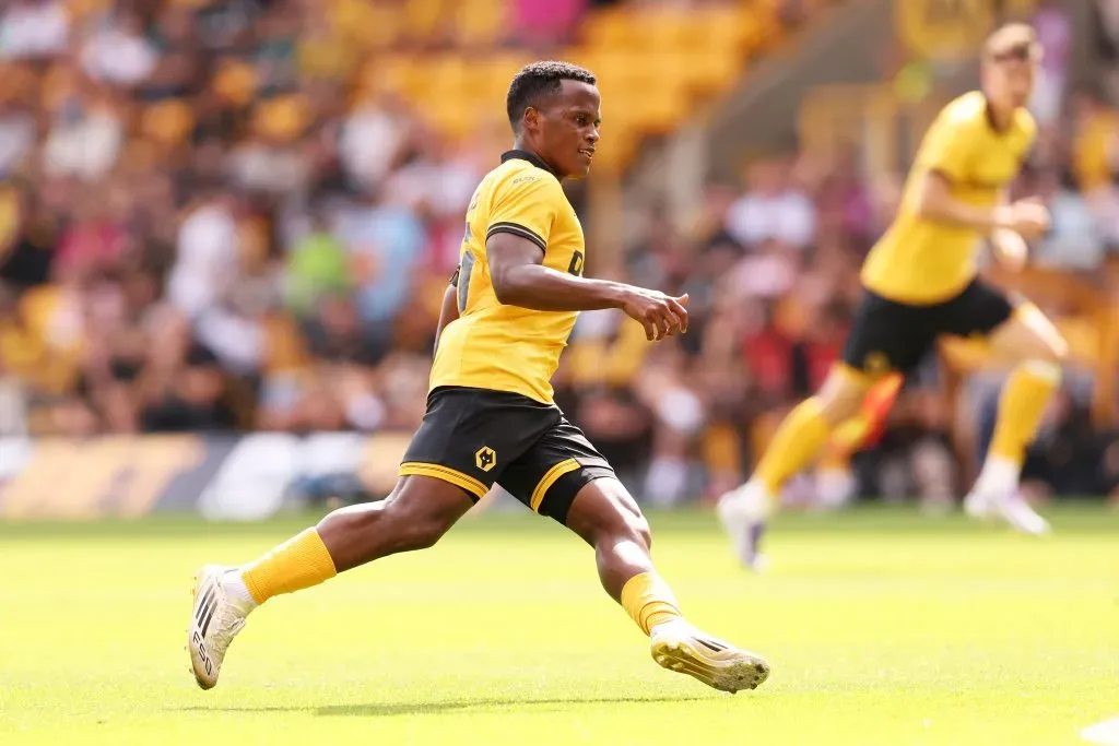 Jhon Árias em ação pelo Wolverhampton. (Photo by Jack Thomas/Getty Images)