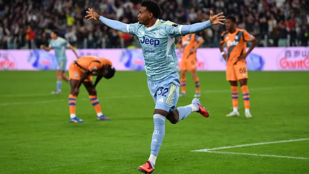 Cabal comemora gol durante partida da Série A. Foto: Valerio Pennicino/Getty Images