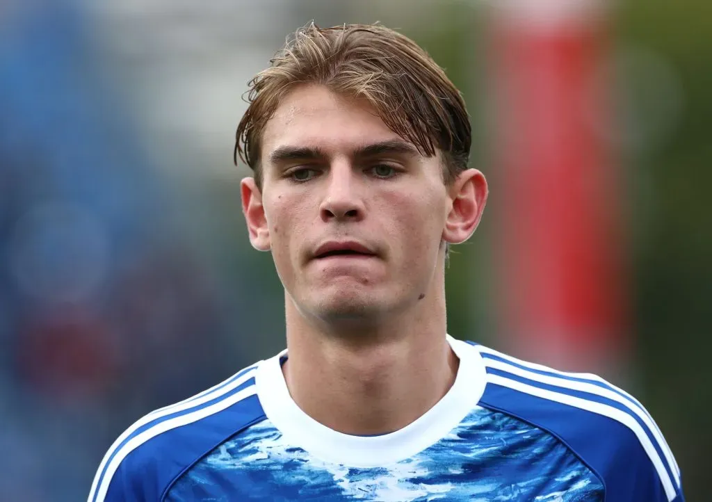 Nico Paz deve voltar ao Real Madrid. Foto: Marco Luzzani/Getty Images