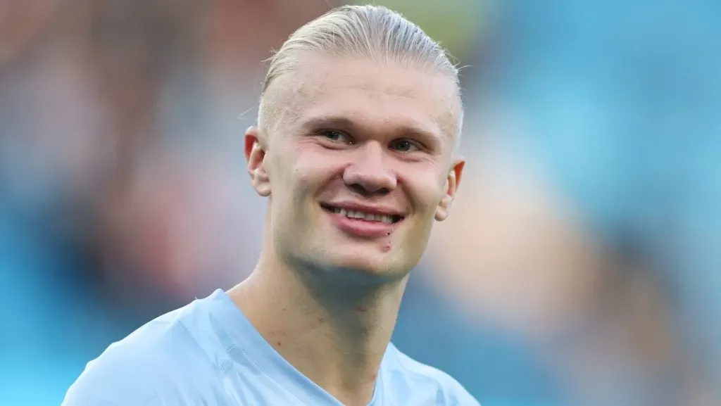 Haaland em campo com o Manchester City (Photo by Michael Regan/Getty Images)