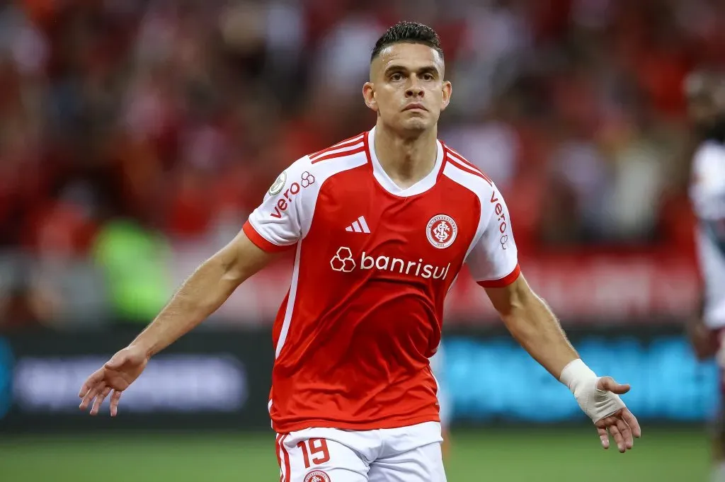 Borré com a camisa do Inter – Photo by Pedro H. Tesch/Getty Images