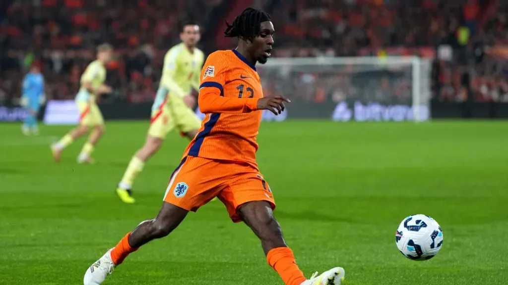 Jeremie Frimpong em jogo da Seleção Holandesa. Foto: Alex Bierens de Haan/Getty Images