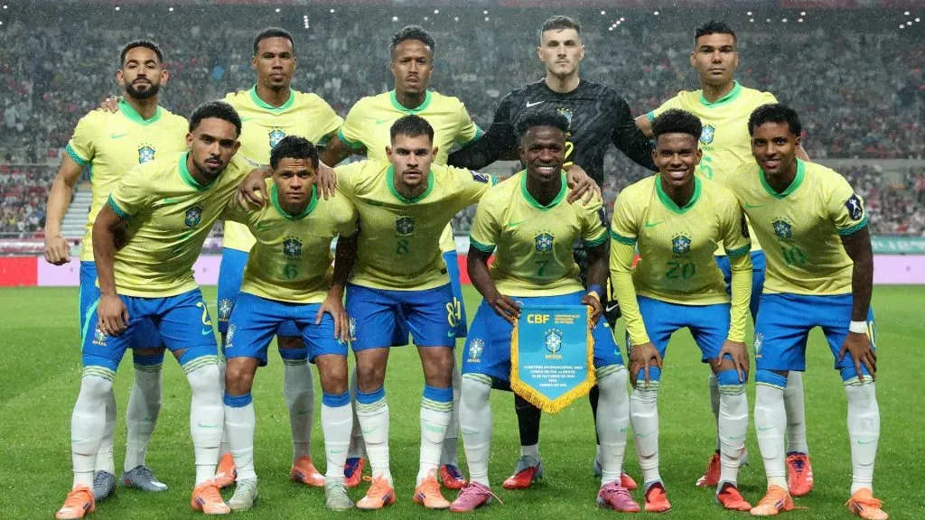 Time titular da Seleção Brasileira que enfrentou a Coreia do Sul (foto: Chung Sung-Jun/Getty Images)