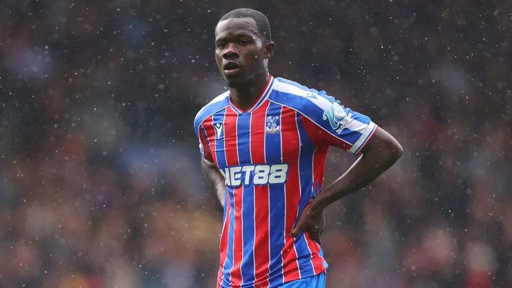 Mitchell representou o Crystal Palace em eleição mensal da Premier League (foto: Lewis Storey/Getty Images)