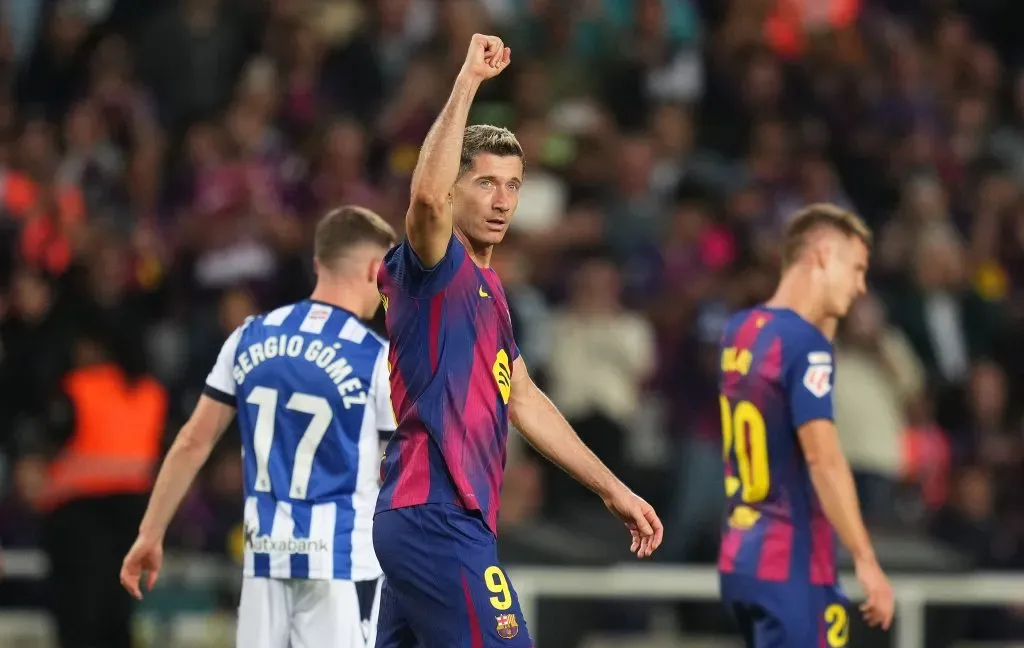 Lewandowski é aprovado no Atlético de Madrid. Foto: Alex Caparros/Getty Images)