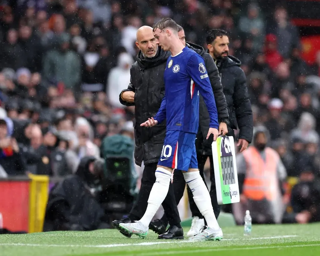 chelsea - cole palmer, em campo, caminhando