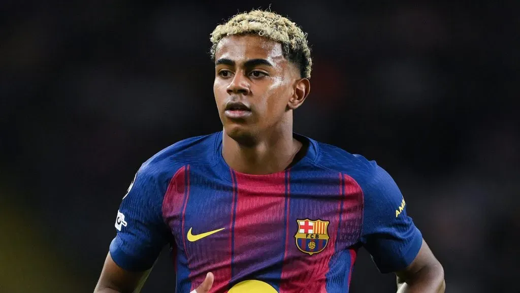 Lamine Yamal pelo Barcelona