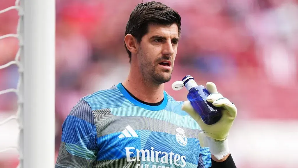 Courtois, do Real Madrid, é alvo de críticas após derrota para Atlético