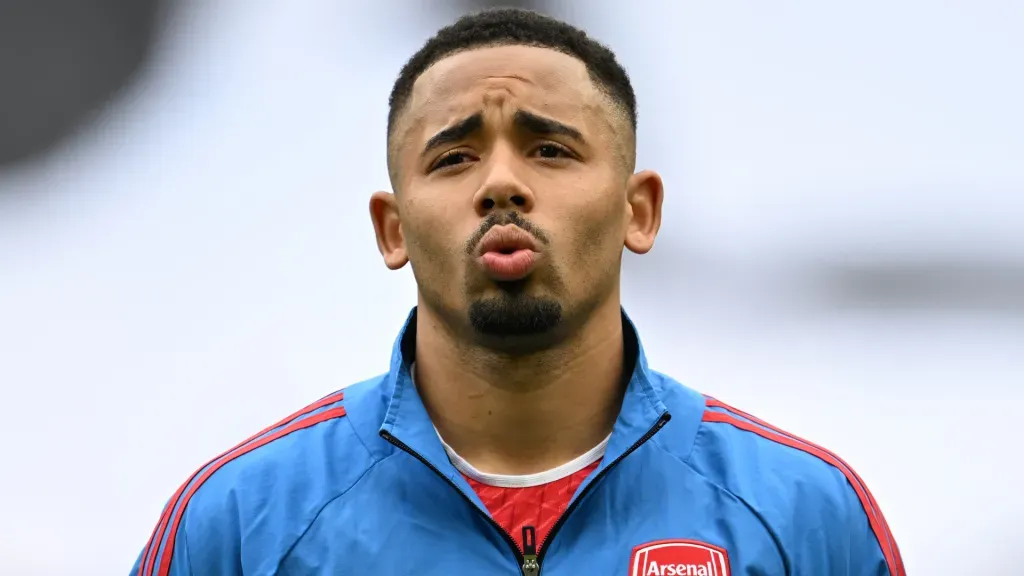 Gabriel Jesus antes de partida pelo Arsenal (Foto: Michael Regan/Getty Images)