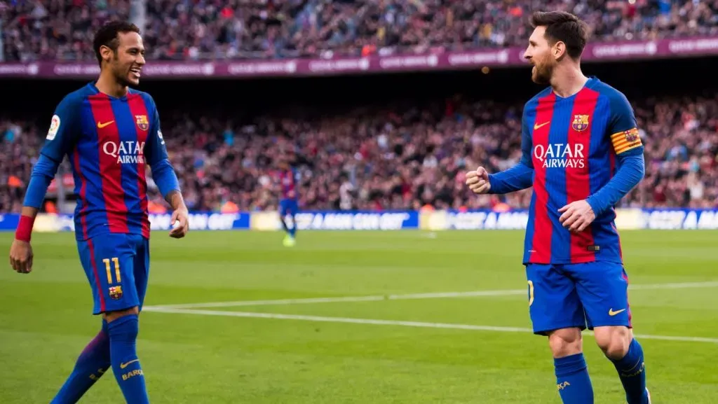 Messi e Neymar durante partida da La Liga em 2017. Foto: Alex Caparros/Getty Images