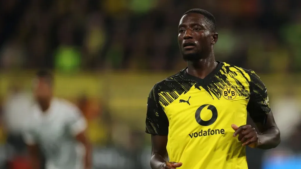 Guirassy está cotado para ser titular do Borussia Dortmund mais uma vez (foto: Dean Mouhtaropoulos/Getty Images)
