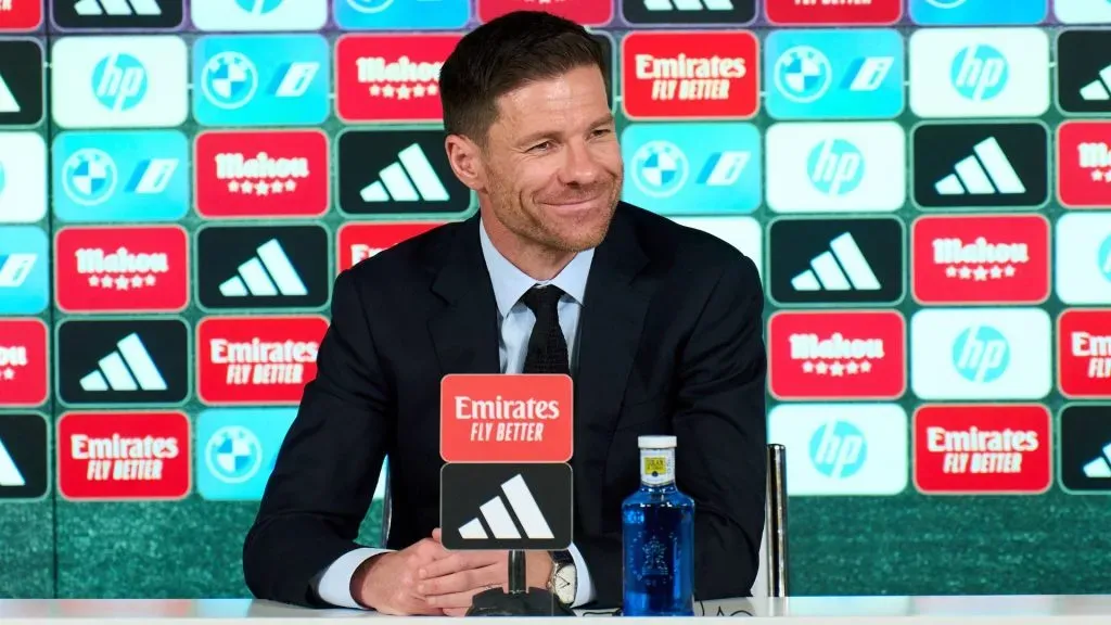 Xabi Alonso vai disputar o clássico entre Real Madrid e Barcelona, mas agora como treinador (foto: Angel Martínez/Getty Images)