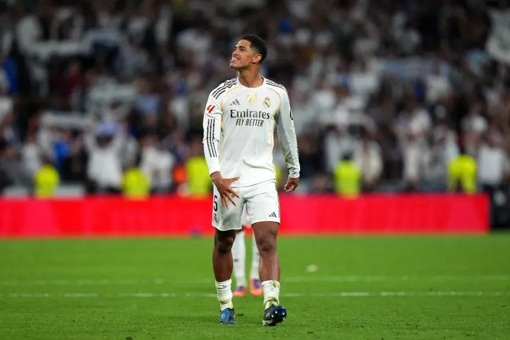 Bellingham contra o Barcelona. Foto: Angel Martinez/Getty Images