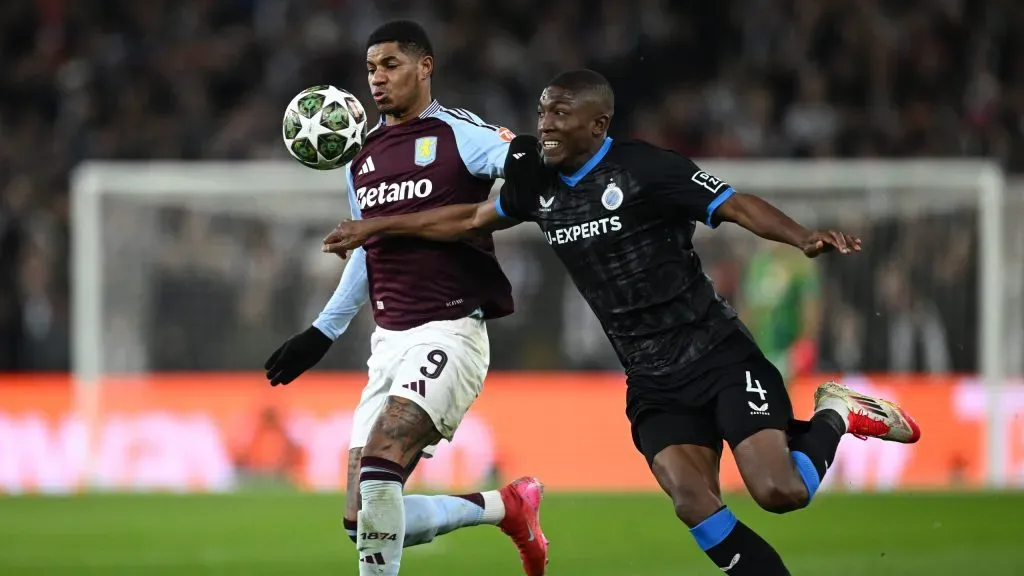 Joel Ordóñez em jogo do Club Brugge. Zagueiro está na mira do Liverpool. Foto: Gareth Copley/Getty Images