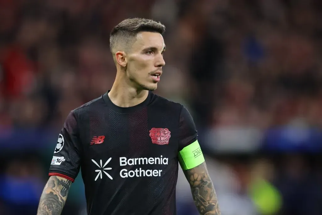Grimaldo é uma das referências do Bayer Leverkusen (Foto: Alex Grimm/Getty Images)