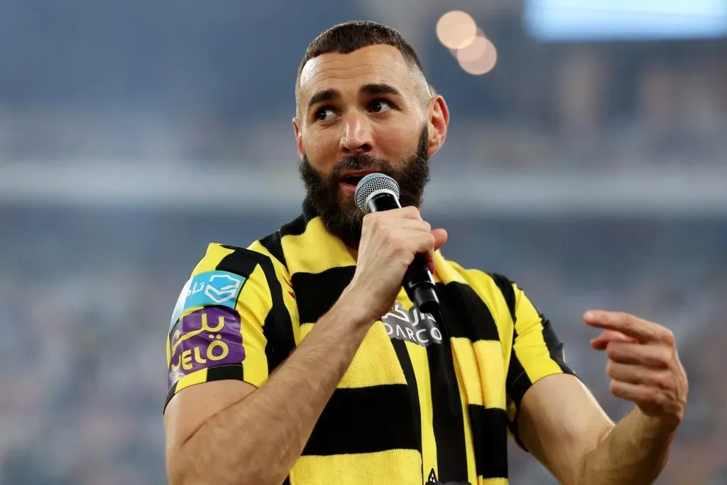 Karim Benzema, do Al-Ittihad. Mesmo ligado ao futebol brasileiro recentemente, o centroavante ainda é peça importante no time saudita. (Foto: Yasser Bakhsh/Getty Images)