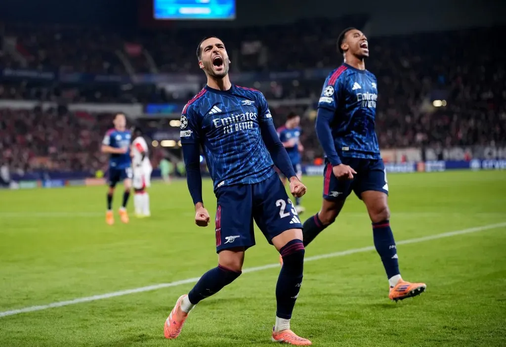 Mikel Merino comemora o gol do Arsenal (Foto: Gabriel Kuchta/Getty Images)