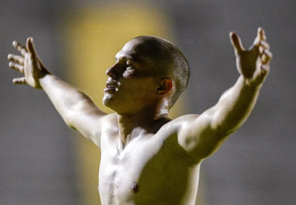 Dell é considerado uma grande promessa do Bahia. Foto: Jhony Pinho/AGIF