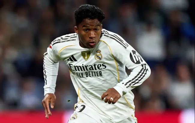 Endrick em ação pelo Real Madrid. (Photo by Angel Martinez/Getty Images)