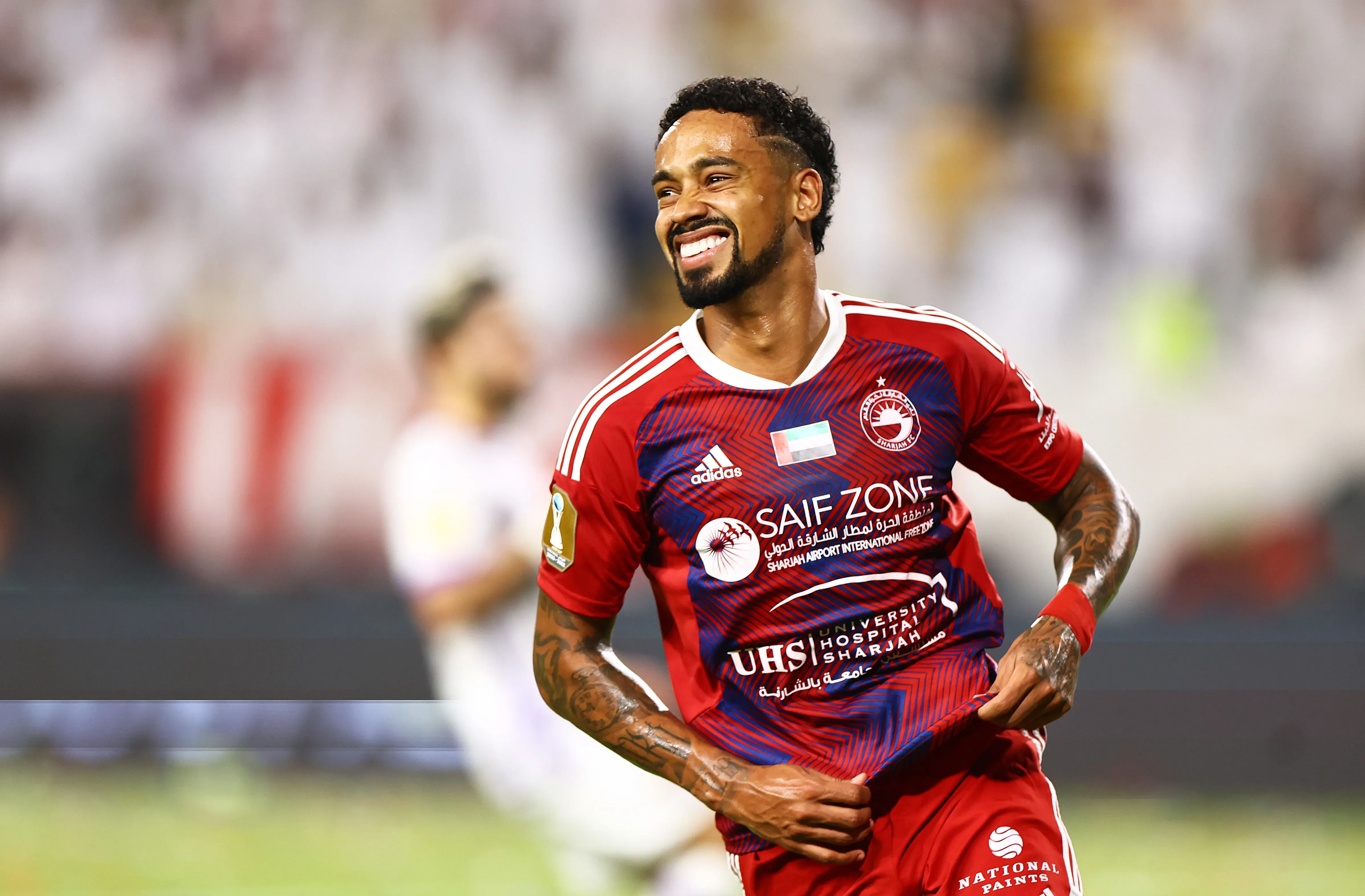 Caio Lucas, que defende os Emirados Árabes Unidos, já jogou pelo Benfica (Foto: Francois Nel/Getty Images)