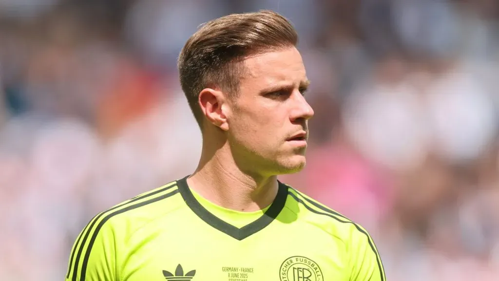 Ter Stegen, do Barcelona, em campo com a Alemanha (Foto: Alex Grimm/Getty Images)